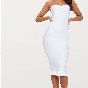 PrettyLittleThing Roxina Bandage Dress